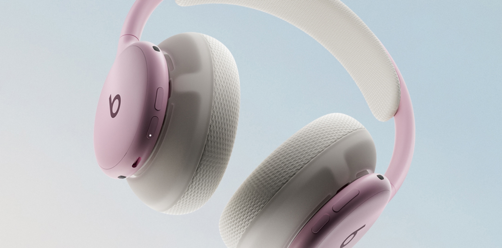 Six Beats 360 ear cushions in Volt, Cloud, Black, Navy, Sky, and Pink arranged in a circle