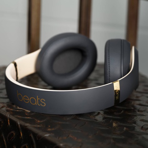 Beats Studio3 Wireless headphones 