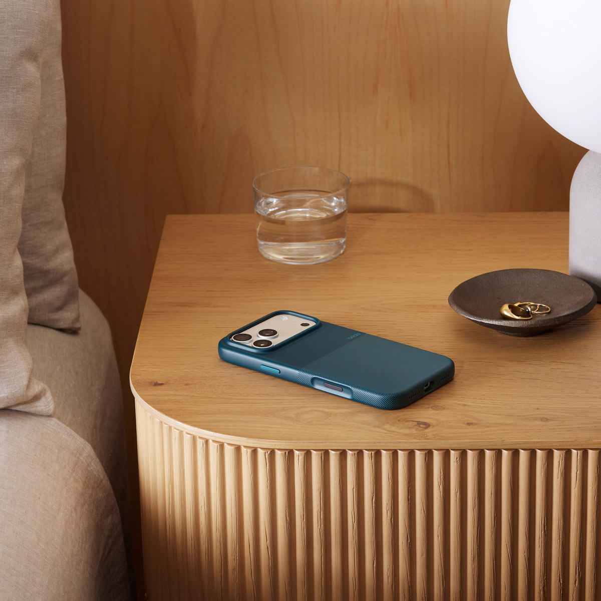 iPhone 17 Pro Max Rugged Phone Case with MagSafe and Camera