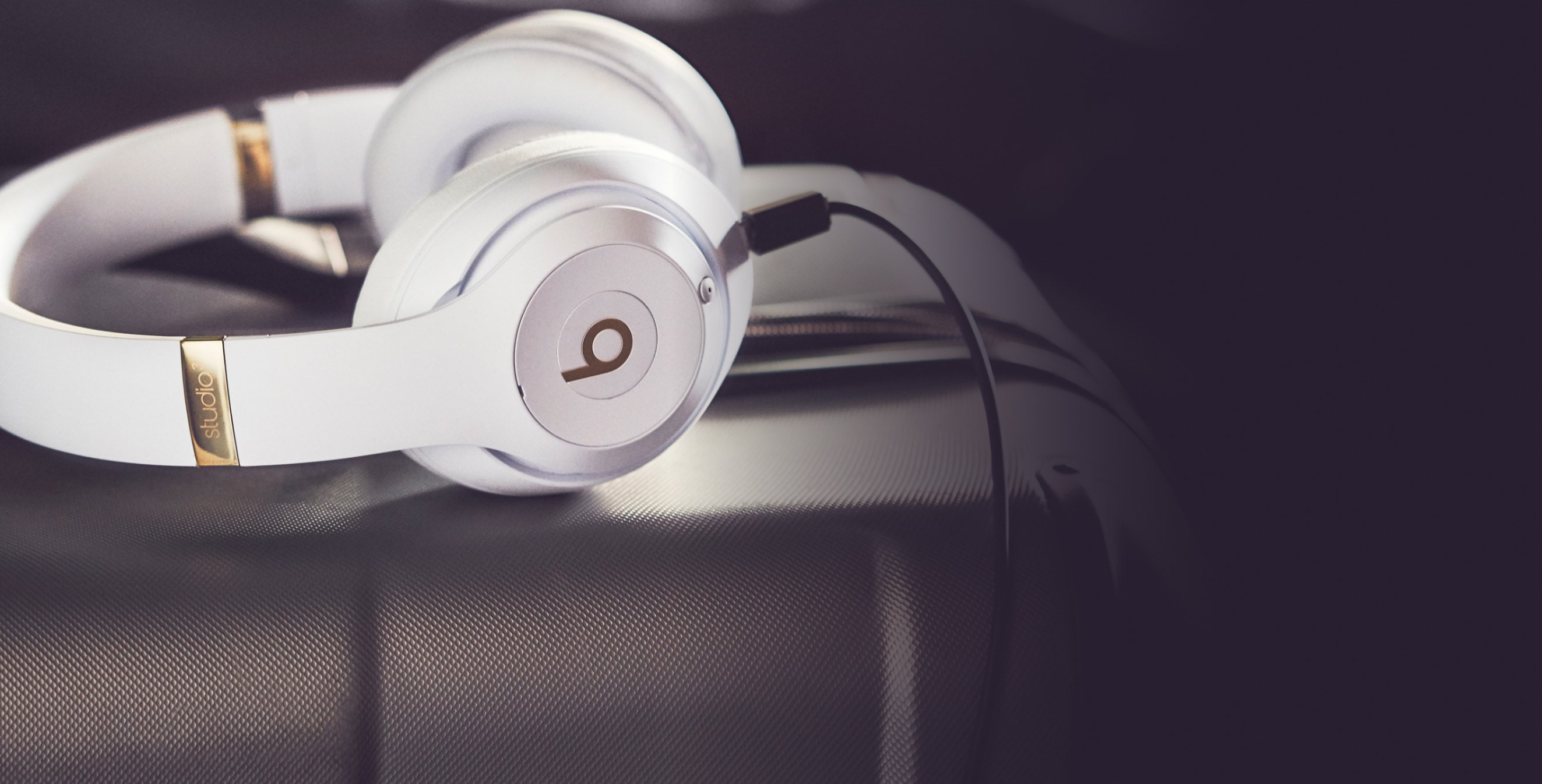 オーディオ機器 ヘッドフォン Studio³ Wireless | Premium Noise Cancelling Over-Ear Headphones 