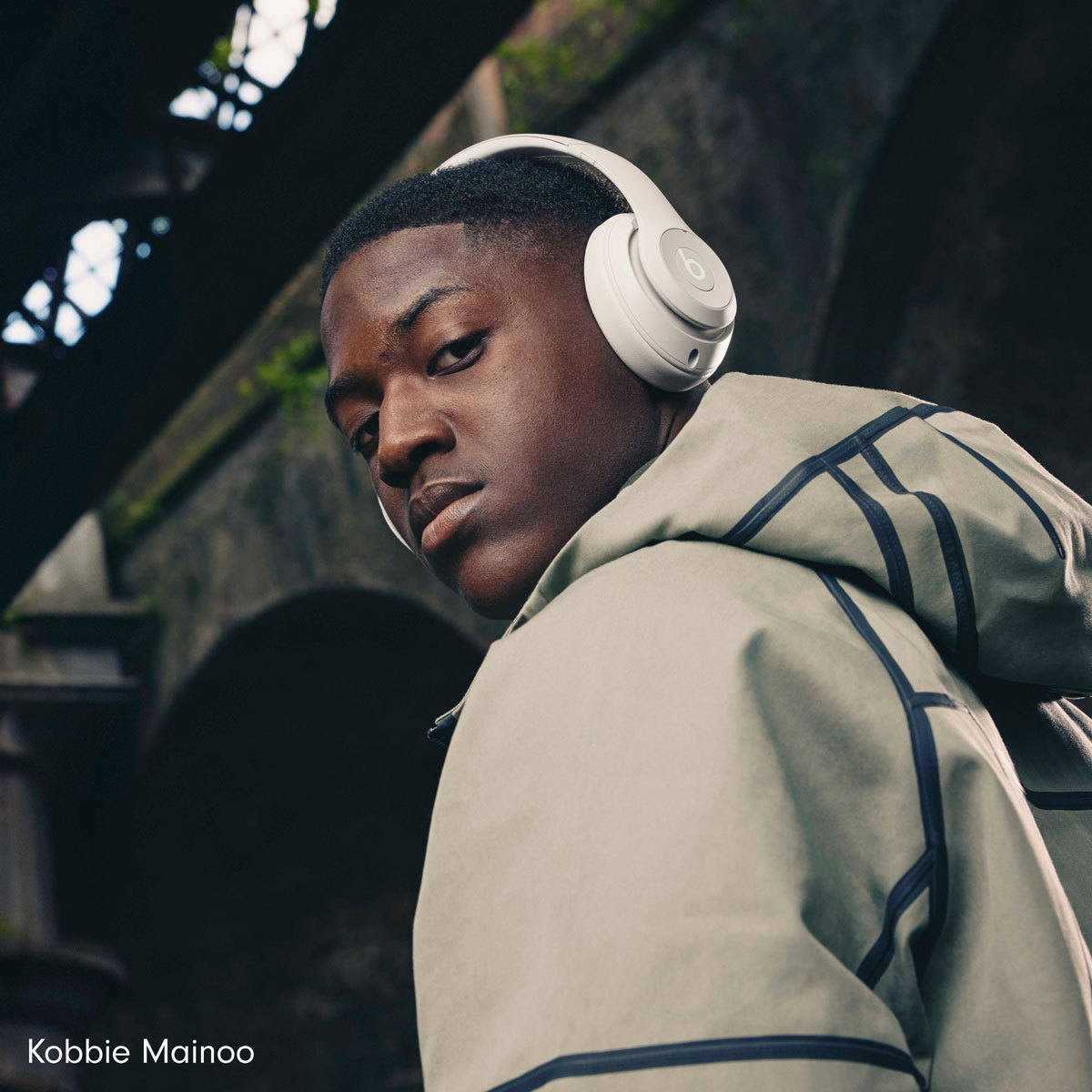 Beats Studio Pro - Premium Wireless Noise Cancelling Headphones